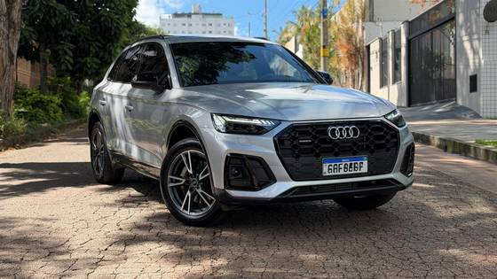 AUDI Q5 2.0 55 TFSIE PHEV PERFORMANCE BLACK QUATTRO S TRONIC AUDI Q5 2.0 55 TFSIE PHEV PERFORMANCE BLACK QUATTRO S TRONIC